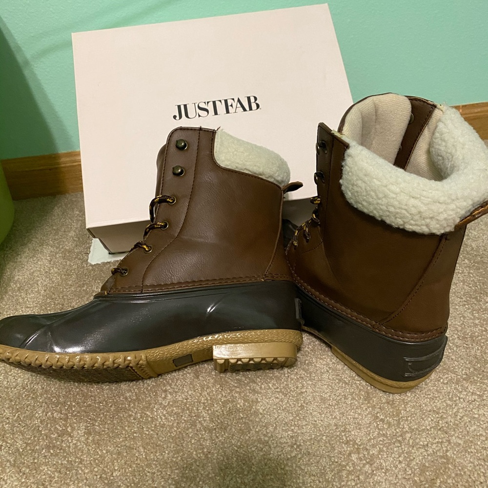 Brown Duck Boot